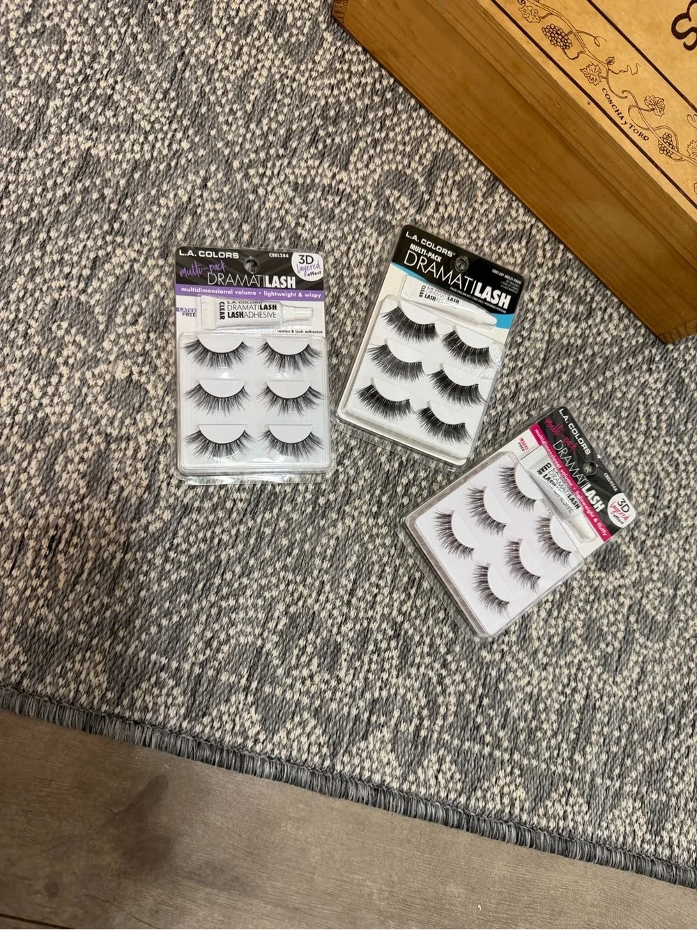 New Fake Eyelashes Bundle- L.A. Colors - 9 Pairs + 3 Lash Adhesives DramatiLash
